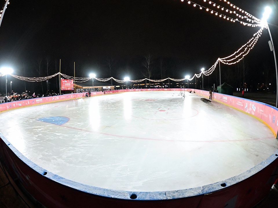 Ледовое шоу и массовое катание: каток в парке Островского открывает сезон в Ступино Ледовое шоу и массовое катание: каток в парке Островского открывает сезон в Ступино