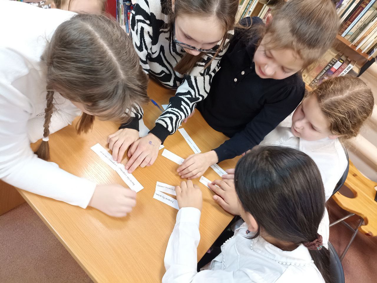 Познавательная игра «В здоровом теле – здоровый дух» прошла в Молодинской сельской библиотеке 11 декабря 2025 года Познавательная игра «В здоровом теле – здоровый дух» прошла в Молодинской сельской библиотеке 11 декабря 2025 года