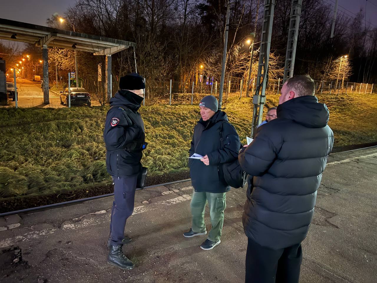 9 декабря на станции Мамонтовская провели профилактический рейд, направленный на соблюдение правил безопасности на объектах железнодорожной инфраструктуры 9 декабря на станции Мамонтовская провели профилактический рейд, направленный на соблюдение правил безопасности на объектах железнодорожной инфраструктуры