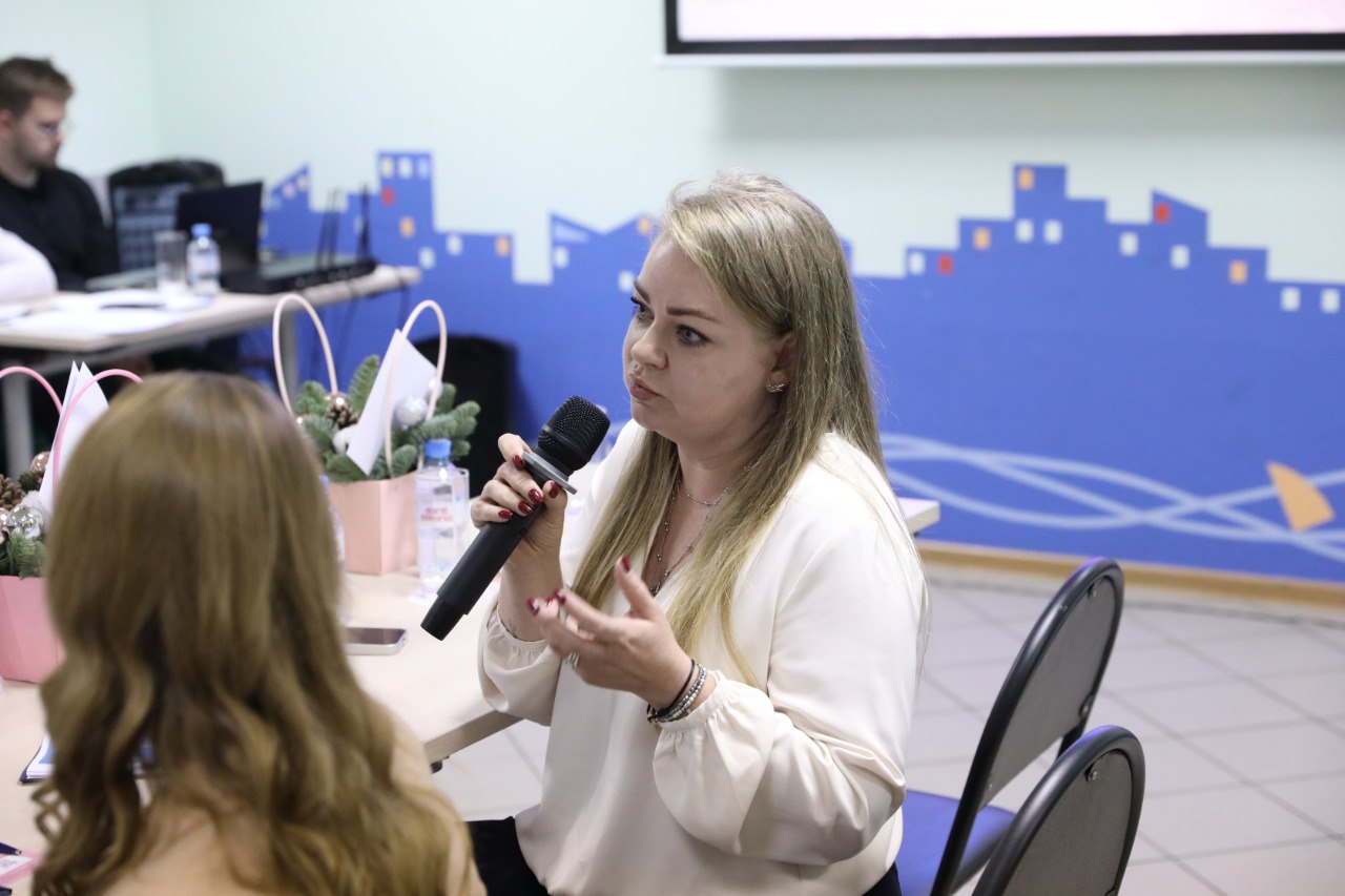 В Долгопрудном состоялась встреча представительниц «Нежного бизнеса» с главой округа В Долгопрудном состоялась встреча представительниц «Нежного бизнеса» с главой округа