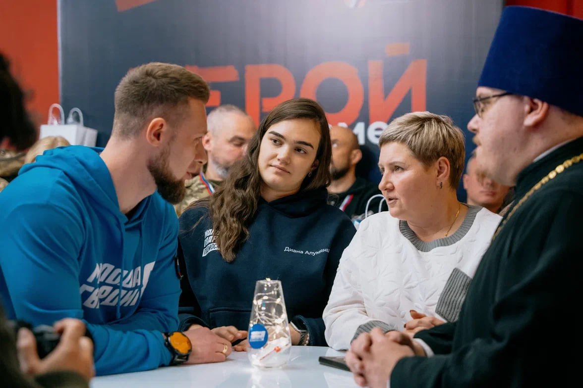 «Молодая Гвардия» Подмосковья наградила 11 юных героев медалями