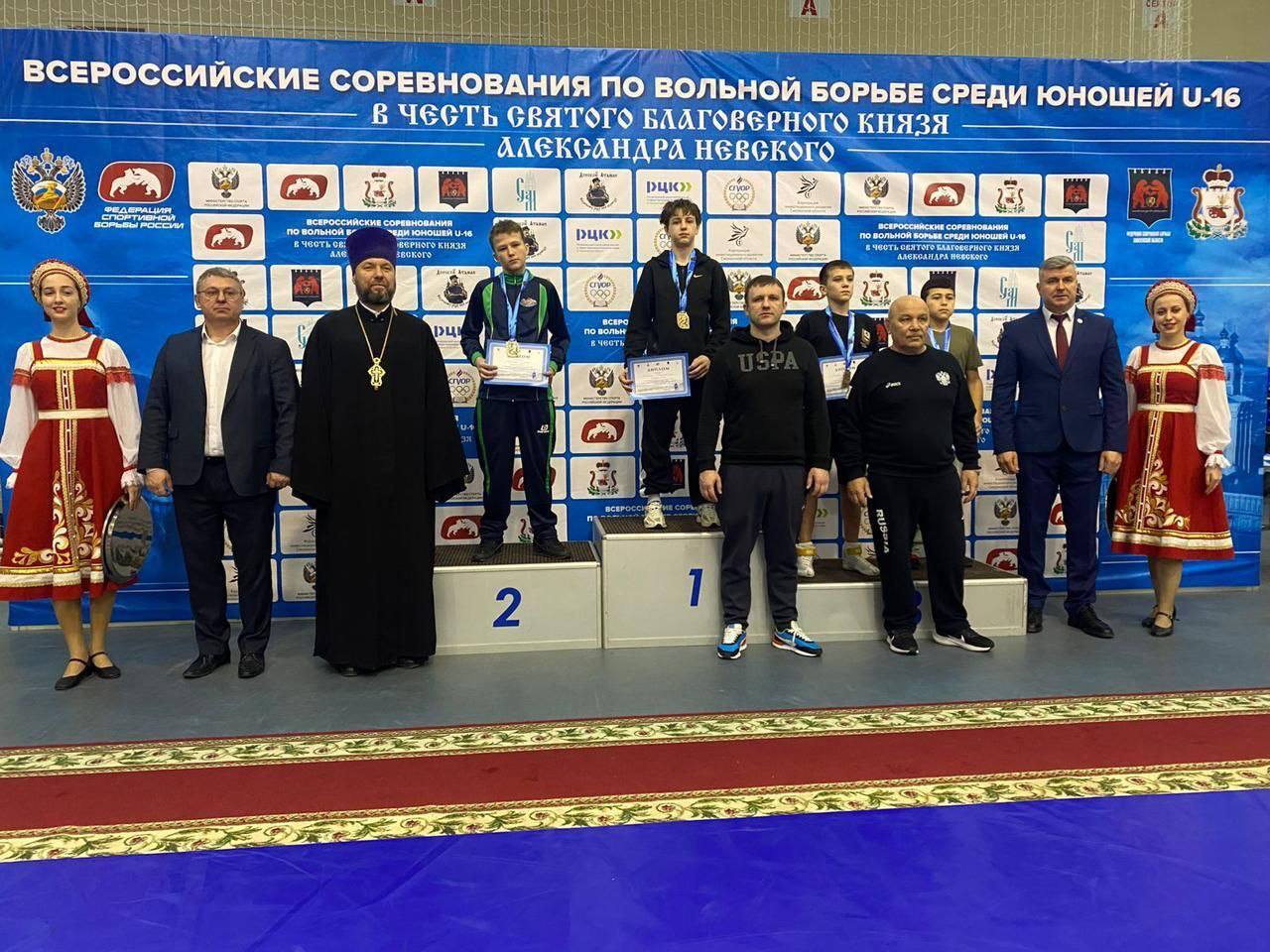 БОРЦЫ ИЗ ЧЕХОВА УСПЕШНО ВЫСТУПИЛИ НА СОРЕВНОВАНИЯХ В СМОЛЕНСКЕ