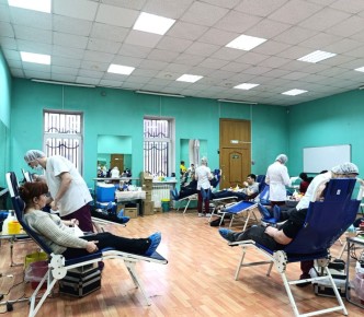 Сегодня в Молодежном центре вновь прошла выездная донорская акция