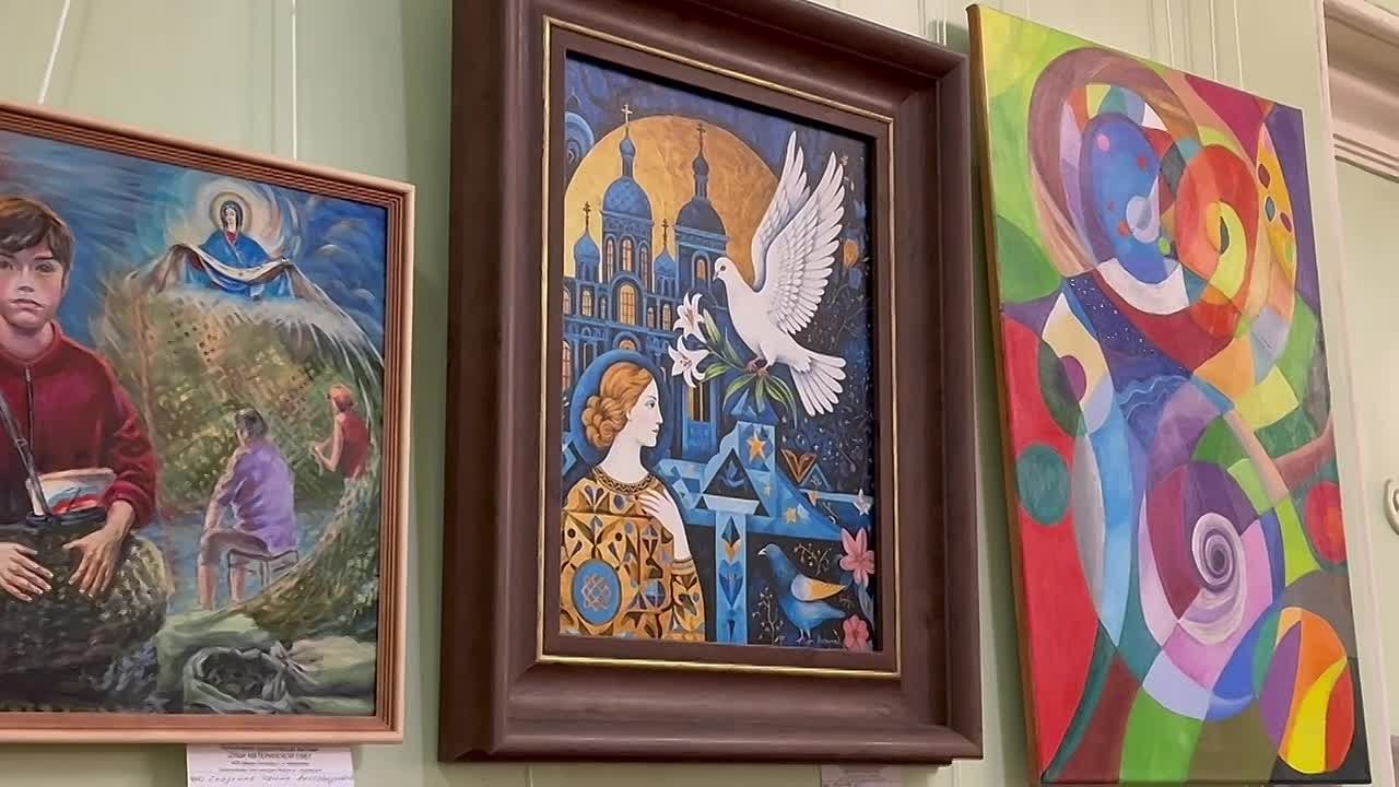 Во Дворце культуры Жуковского открылась выставка «Души материнской свет»