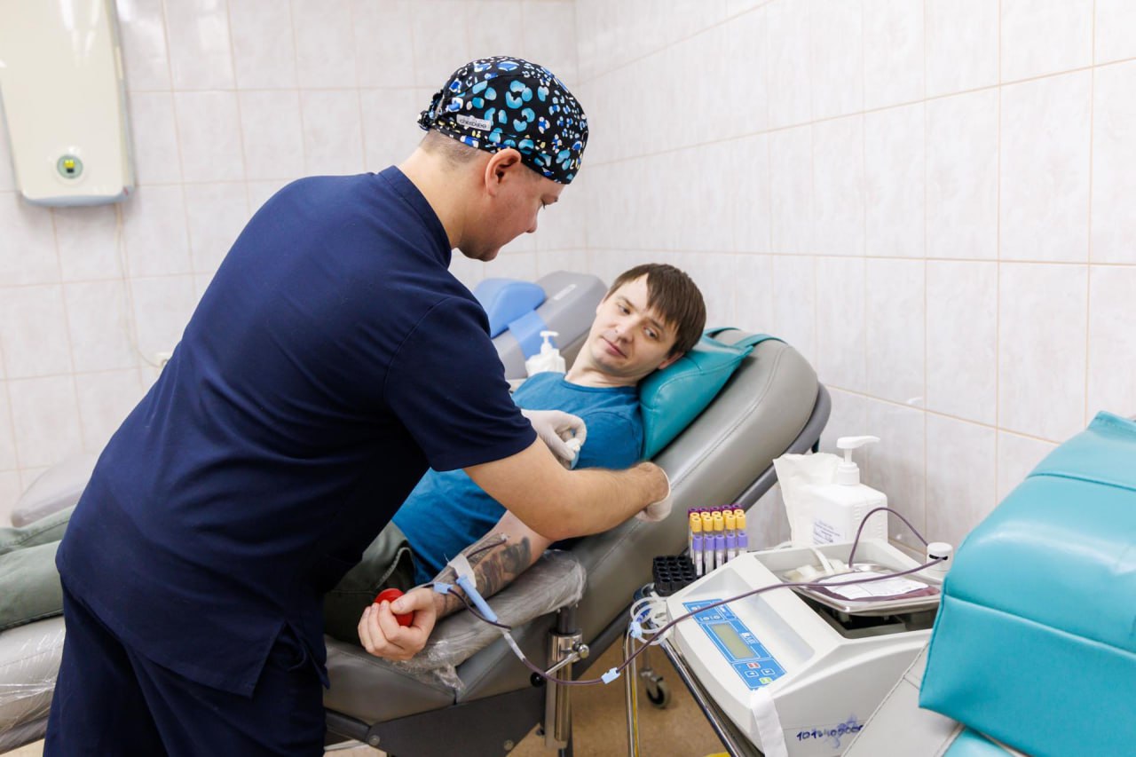 В Люберцах почетными донорами стали, фрезеровщик, фельдшер, инженер и учитель В Люберцах почетными донорами стали, фрезеровщик, фельдшер, инженер и учитель