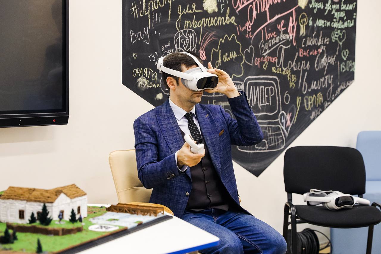 Кем стать: школьников Химок знакомят с перспективными профессиями Кем стать: школьников Химок знакомят с перспективными профессиями