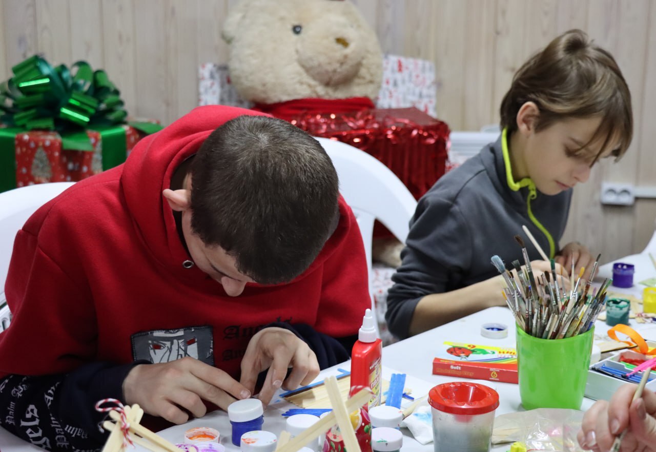 Мастер-класс по созданию новогодних украшений своими руками прошел в ступинском парке Островского Мастер-класс по созданию новогодних украшений своими руками прошел в ступинском парке Островского