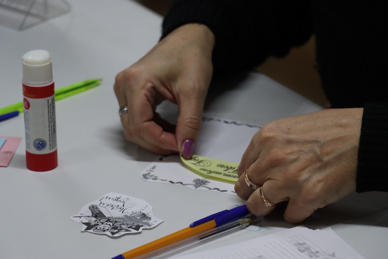 Мастер-класс по созданию новогодних украшений своими руками прошел в ступинском парке Островского Мастер-класс по созданию новогодних украшений своими руками прошел в ступинском парке Островского