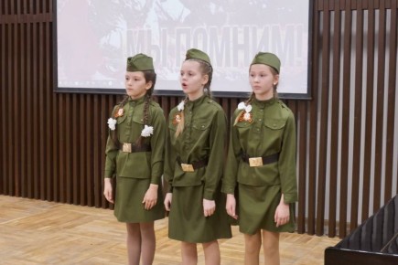 Более 80 школьников Люберец приняли участие в конкурсе чтецов