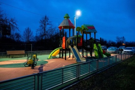 Осмотрели обновлённый двор в Гальчино: результаты губернаторской программы благоустройства