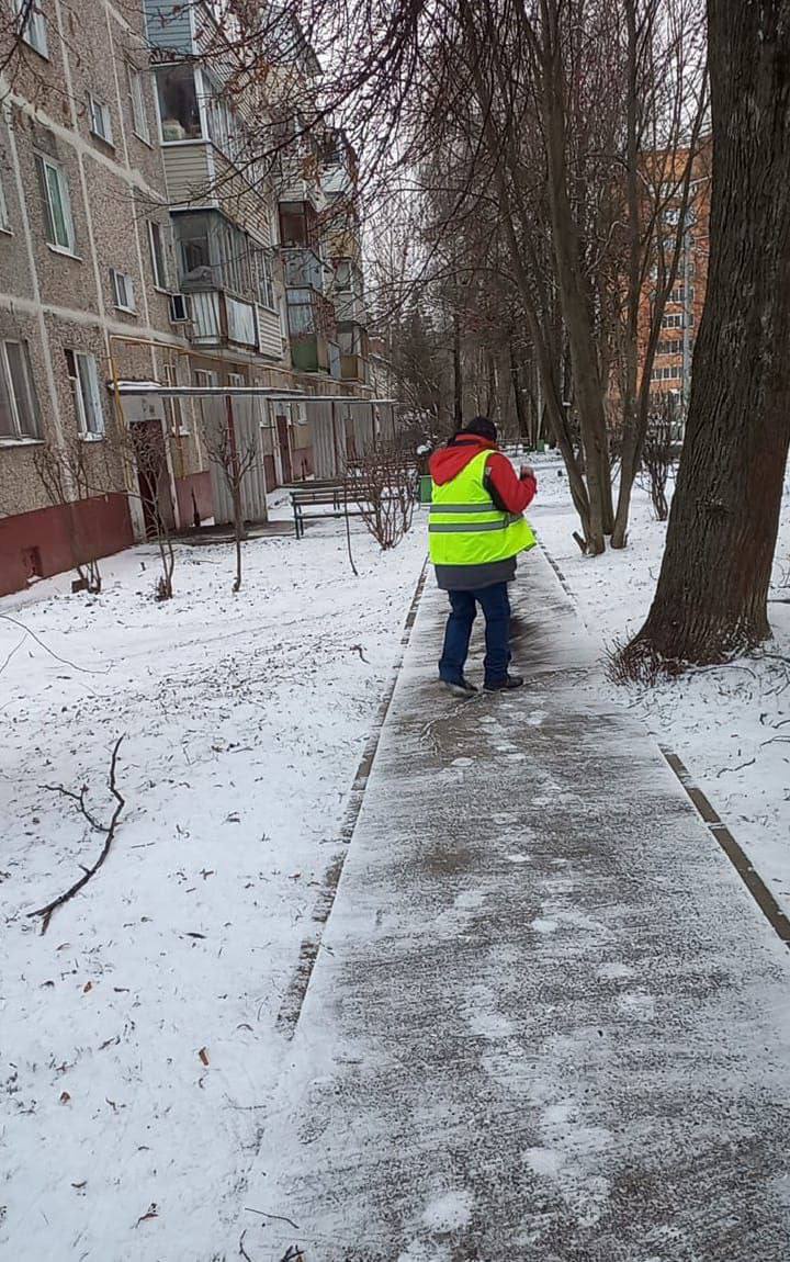 Циклон принёс в Домодедово снег Циклон принёс в Домодедово снег