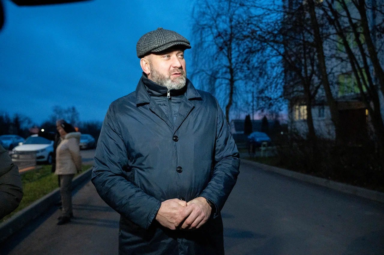 Осмотрели обновлённый двор в Гальчино: результаты губернаторской программы благоустройства Осмотрели обновлённый двор в Гальчино: результаты губернаторской программы благоустройства