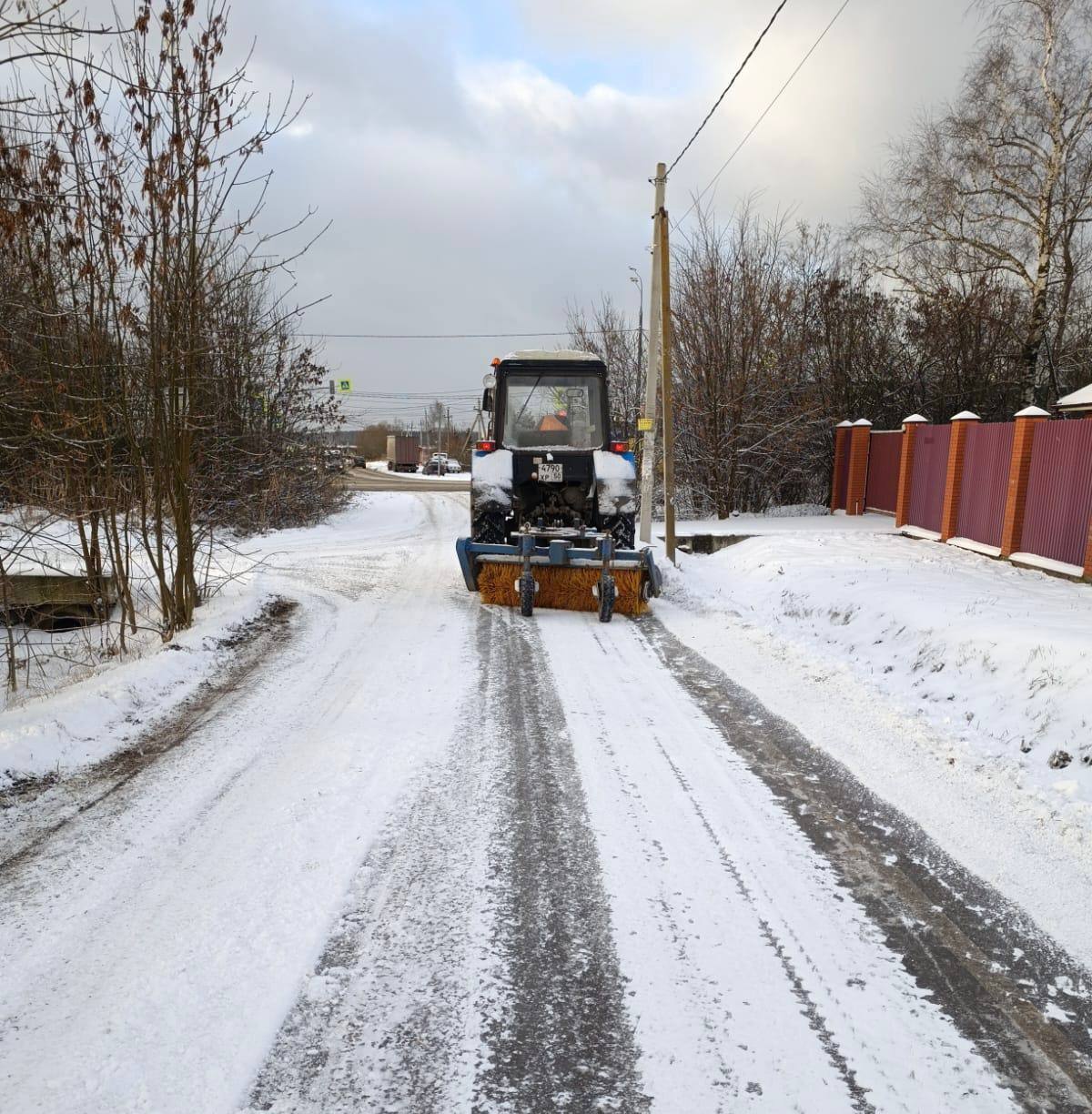 Циклон принёс в Домодедово снег
