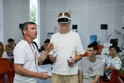 В школе №6 г. Орехово-Зуево уже не первый год работает VR-лаборатория, где цифровые инструменты стали частью повседневного обучения