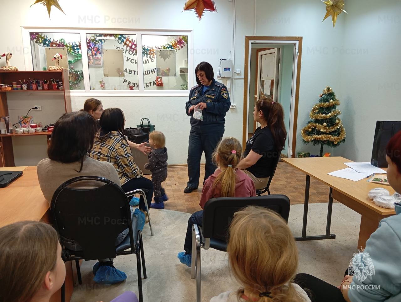 Сотрудники МЧС России приняли участие в мероприятии по безопасность детей Сотрудники МЧС России приняли участие в мероприятии по безопасность детей