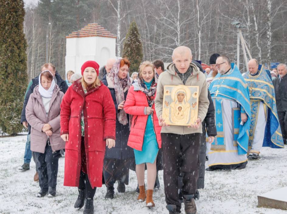 В Знаменском храме в Старой Кашире отпраздновали престольный праздник В Знаменском храме в Старой Кашире отпраздновали престольный праздник