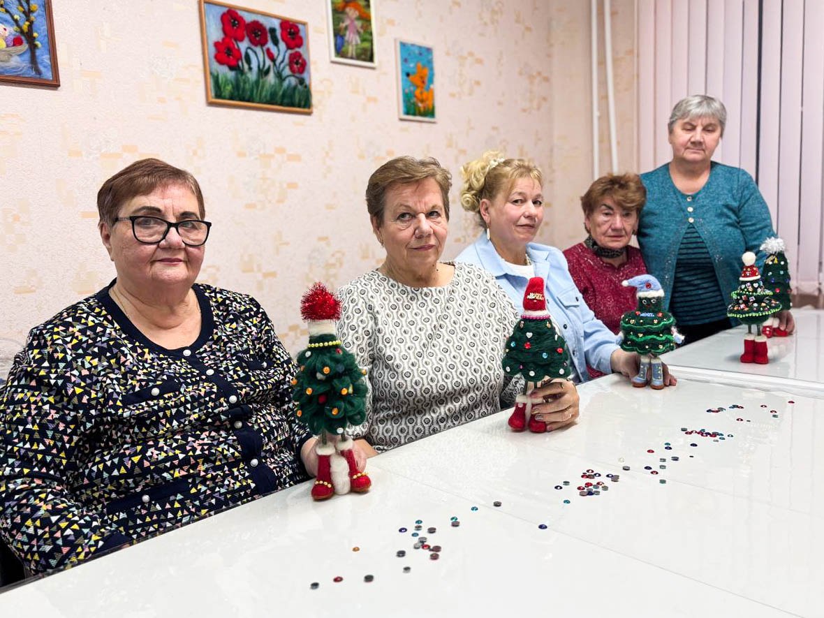 Занятия фелтингом в клубе «Активного долголетия» г. Куровское продолжают набирать популярность Занятия фелтингом в клубе «Активного долголетия» г. Куровское продолжают набирать популярность