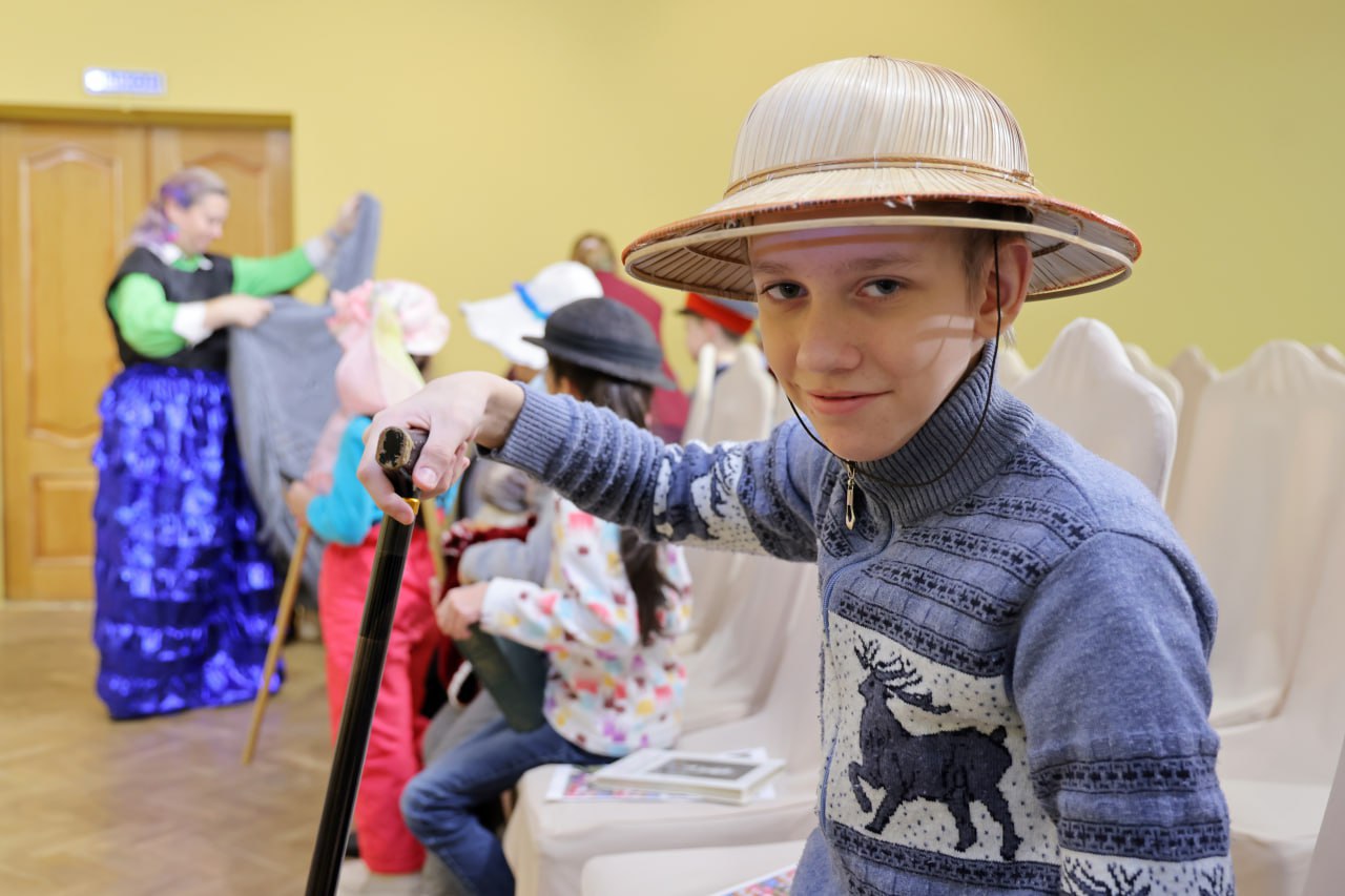 «В гости к Чехову!» заглянули воспитанники «Семейного городка» из деревни Райсеменовское «В гости к Чехову!» заглянули воспитанники «Семейного городка» из деревни Райсеменовское