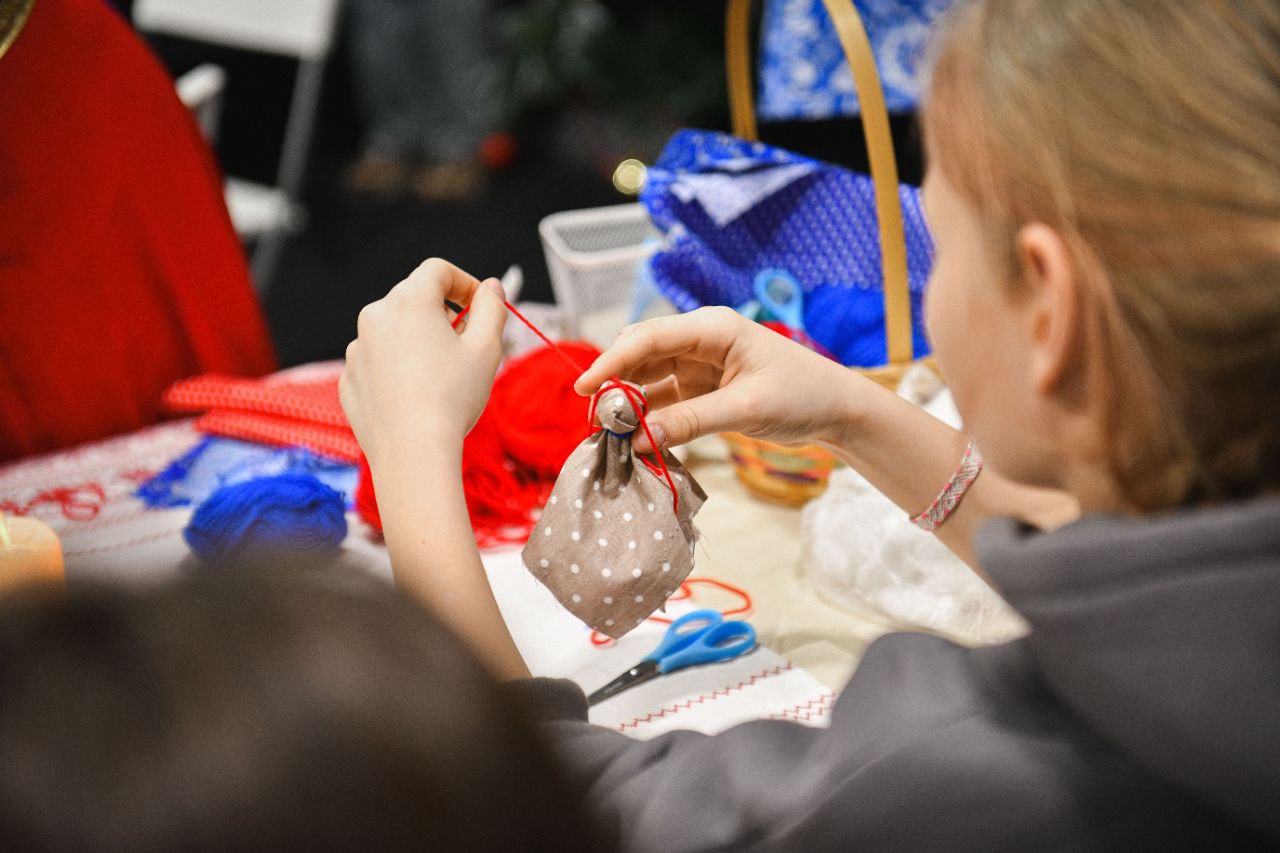Волшебство своими руками: в Химках для детей героев СВО провели мастер-класс Волшебство своими руками: в Химках для детей героев СВО провели мастер-класс