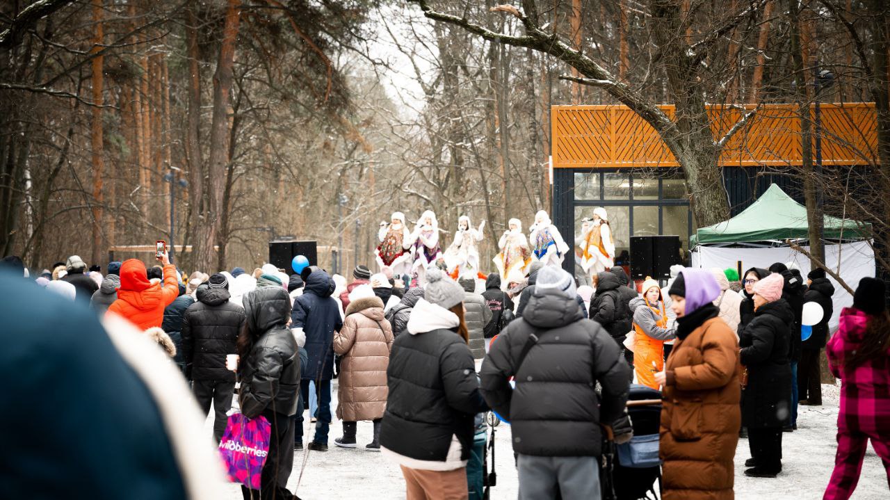 Праздник для всей семьи прошел в обновленном лесопарке «Чемпион» в Дзержинском Люберец Праздник для всей семьи прошел в обновленном лесопарке «Чемпион» в Дзержинском Люберец