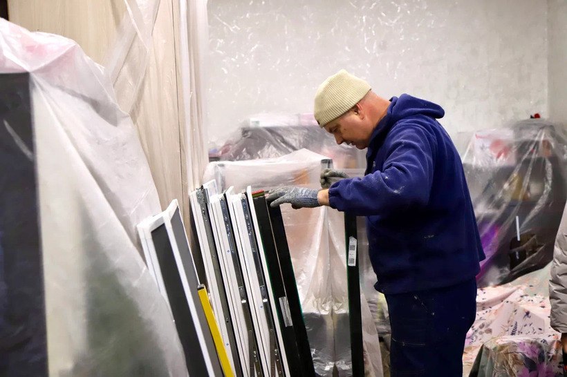 В Солнечногорске семья участника СВО получила новые окна В Солнечногорске семья участника СВО получила новые окна