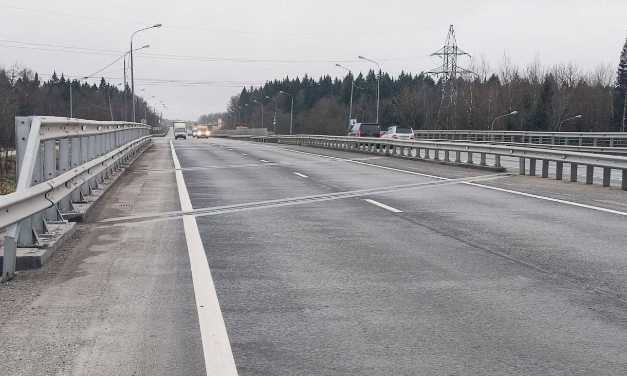 На путепроводе на 68-м километре Ярославского шоссе в Сергиево-Посадском округе завершили планово-предупредительные работы