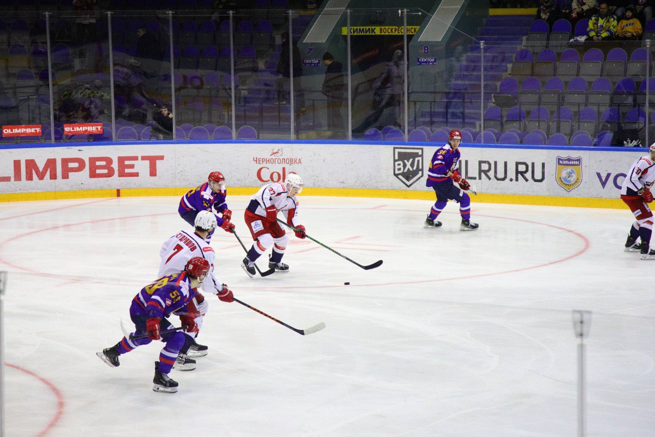 Алексей Малкин: Поддержал наш "Химик" в домашнем матче против ХК "Ижсталь" Алексей Малкин: Поддержал наш "Химик" в домашнем матче против ХК "Ижсталь"