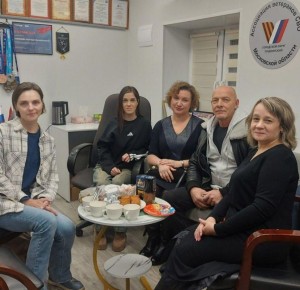 В Клубе семей участников СВО «Дом СВОих» округа Пушкинский состоялась первая встреча с психологом, психотерапевтом, нейропсихологом Юлией Бураковой