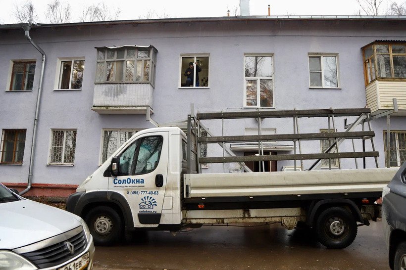 В Солнечногорске семья участника СВО получила новые окна В Солнечногорске семья участника СВО получила новые окна