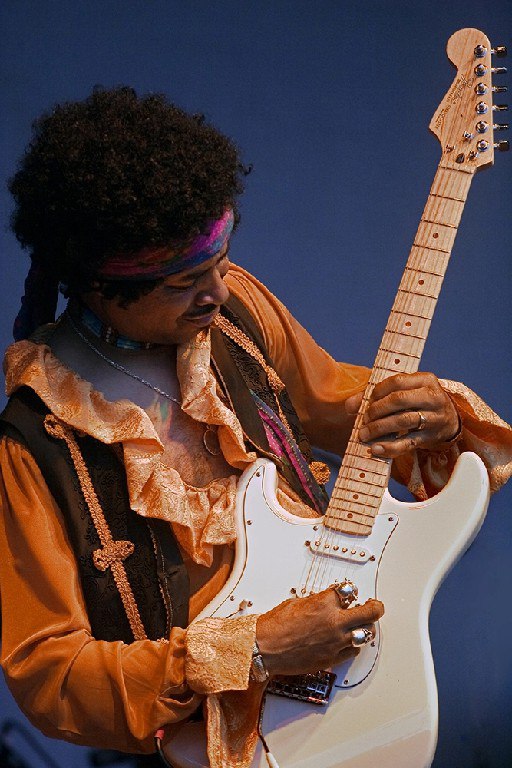 Купить легенду. Почём продавали гитары знаменитых рокеров на Западе и у нас Купить легенду. Почём продавали гитары знаменитых рокеров на Западе и у нас