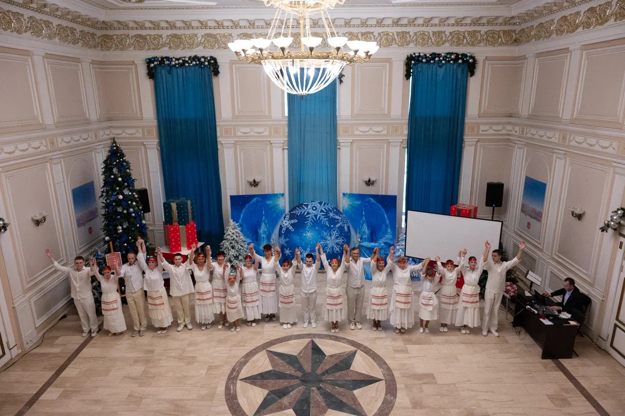 Клуб «Ренессанс» отметил 15-летний юбилей Клуб «Ренессанс» отметил 15-летний юбилей