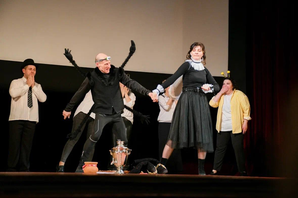 Жуковская школа №12 отпраздновала сорокалетний юбилей Жуковская школа №12 отпраздновала сорокалетний юбилей