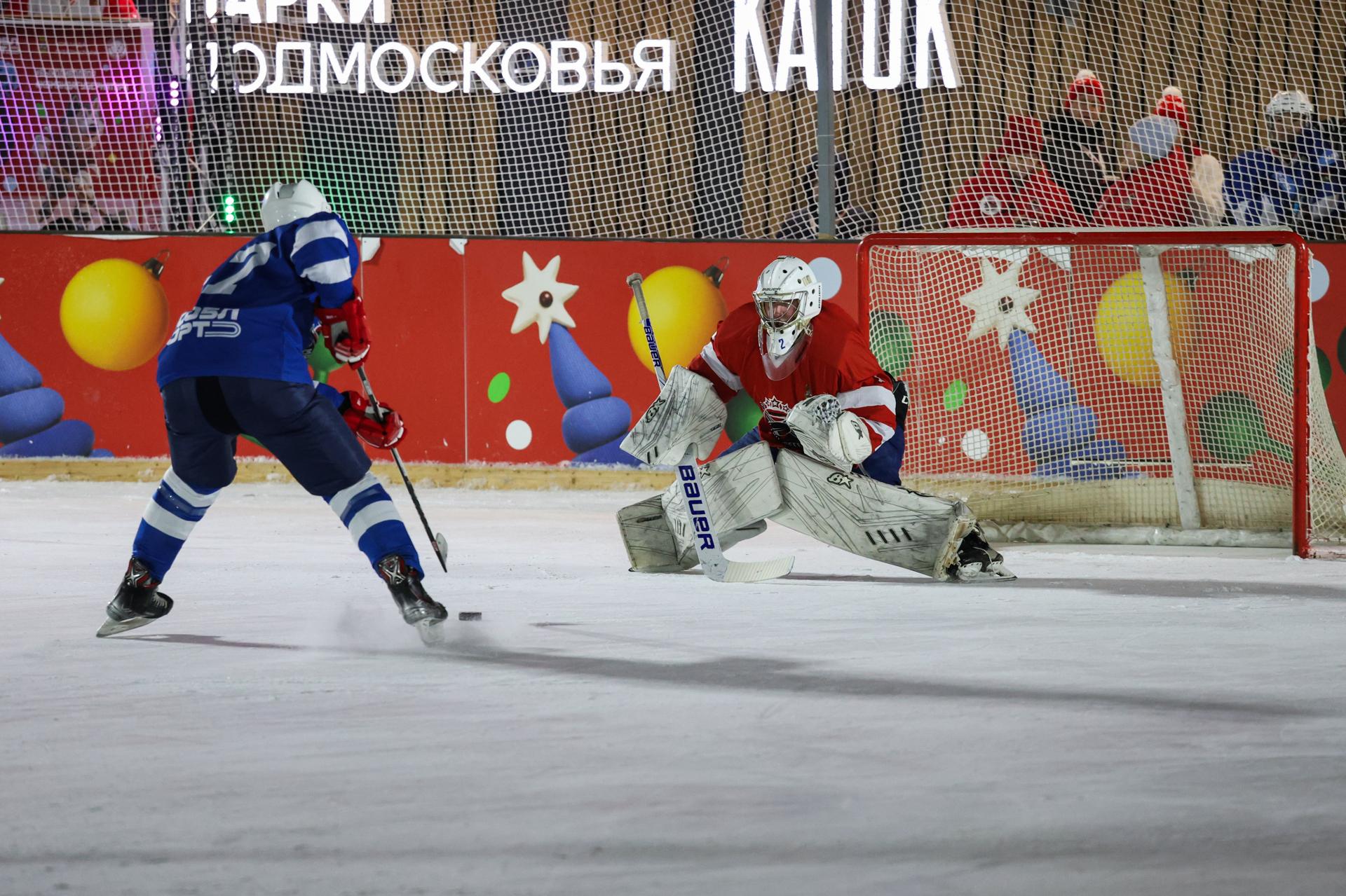 V сезон губернаторского проекта «Выходи во двор» стартовал в Дмитрове V сезон губернаторского проекта «Выходи во двор» стартовал в Дмитрове