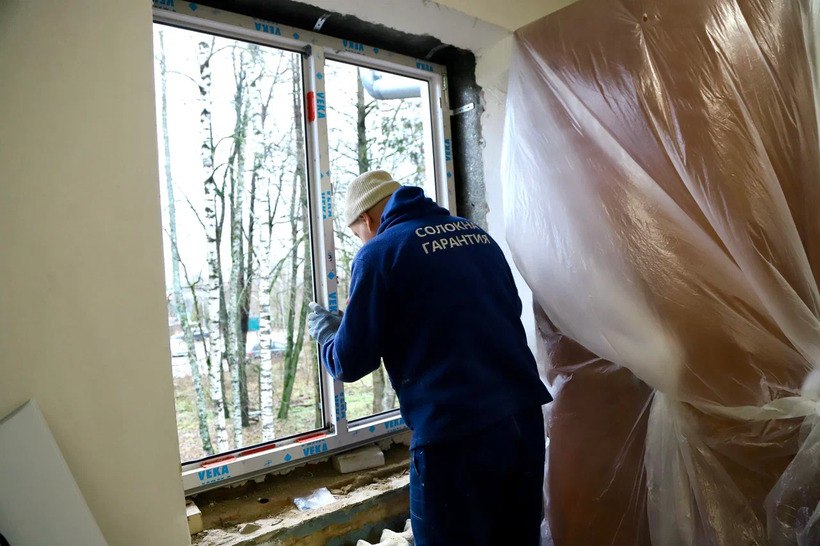 В Солнечногорске семья участника СВО получила новые окна В Солнечногорске семья участника СВО получила новые окна