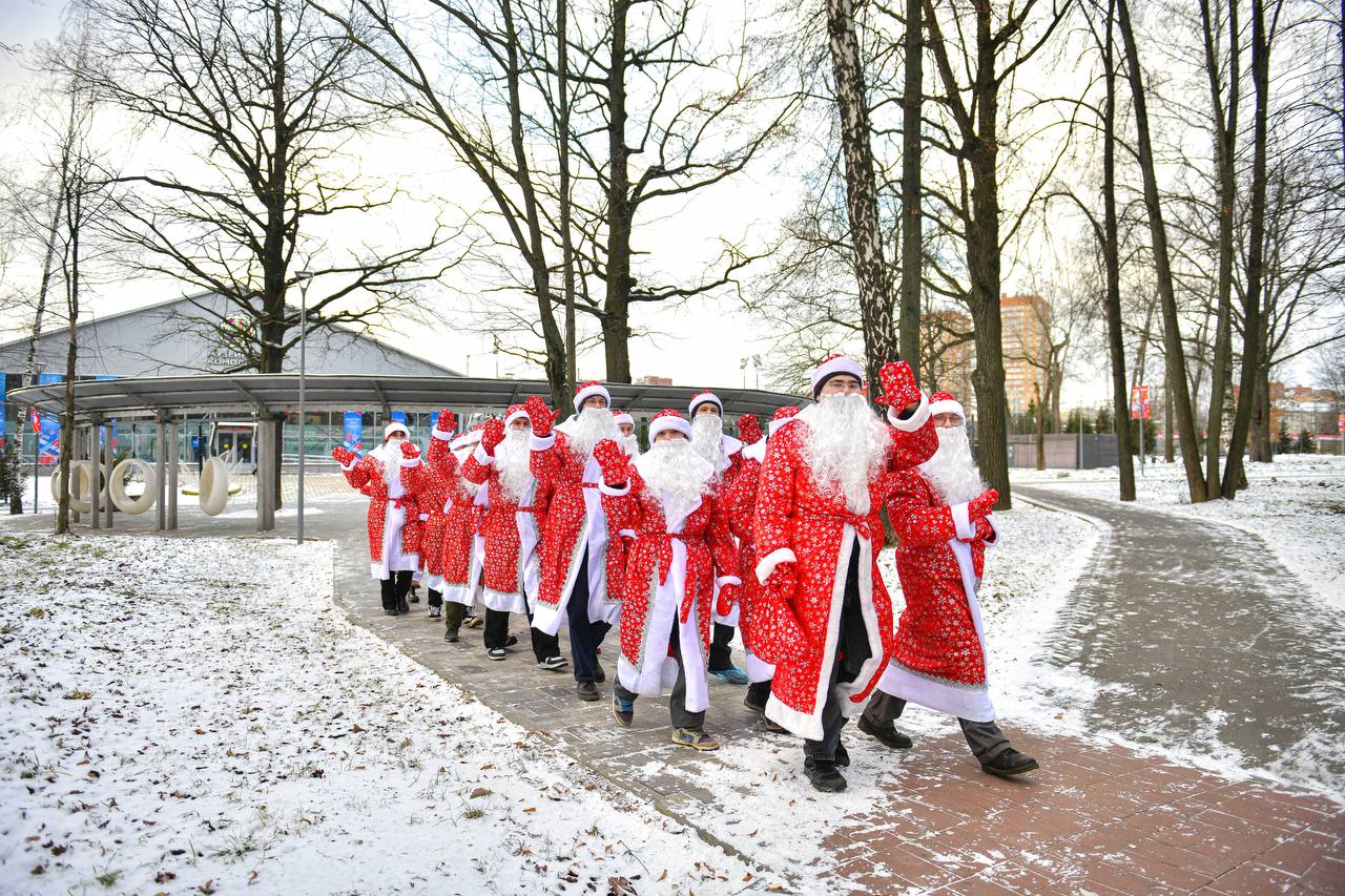 Как прошла праздничная программа Парки, сказки, торжество» в Артишоке Как прошла праздничная программа Парки, сказки, торжество» в Артишоке