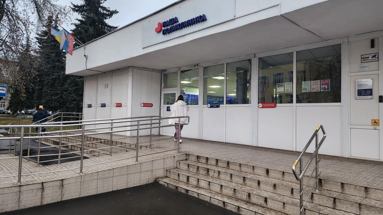 Новогодние инсталляции появились в Люберецкой областной больнице Новогодние инсталляции появились в Люберецкой областной больнице