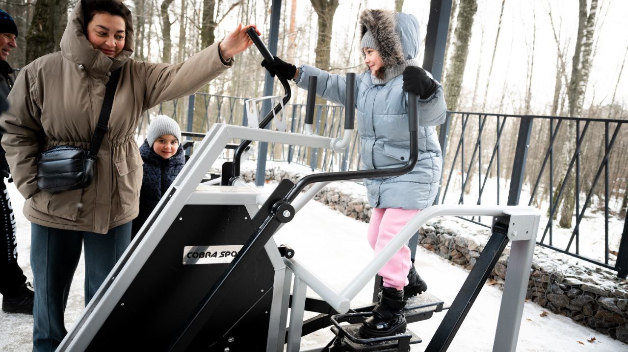 Праздник для всей семьи прошел в обновленном лесопарке «Чемпион» в Дзержинском Люберец Праздник для всей семьи прошел в обновленном лесопарке «Чемпион» в Дзержинском Люберец