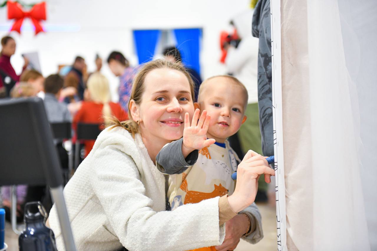 Как прошла праздничная программа Парки, сказки, торжество» в Артишоке Как прошла праздничная программа Парки, сказки, торжество» в Артишоке