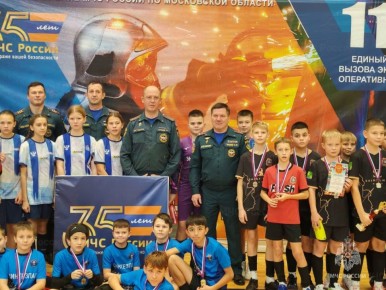 Турнир по мини-футболу проведен в Рошале