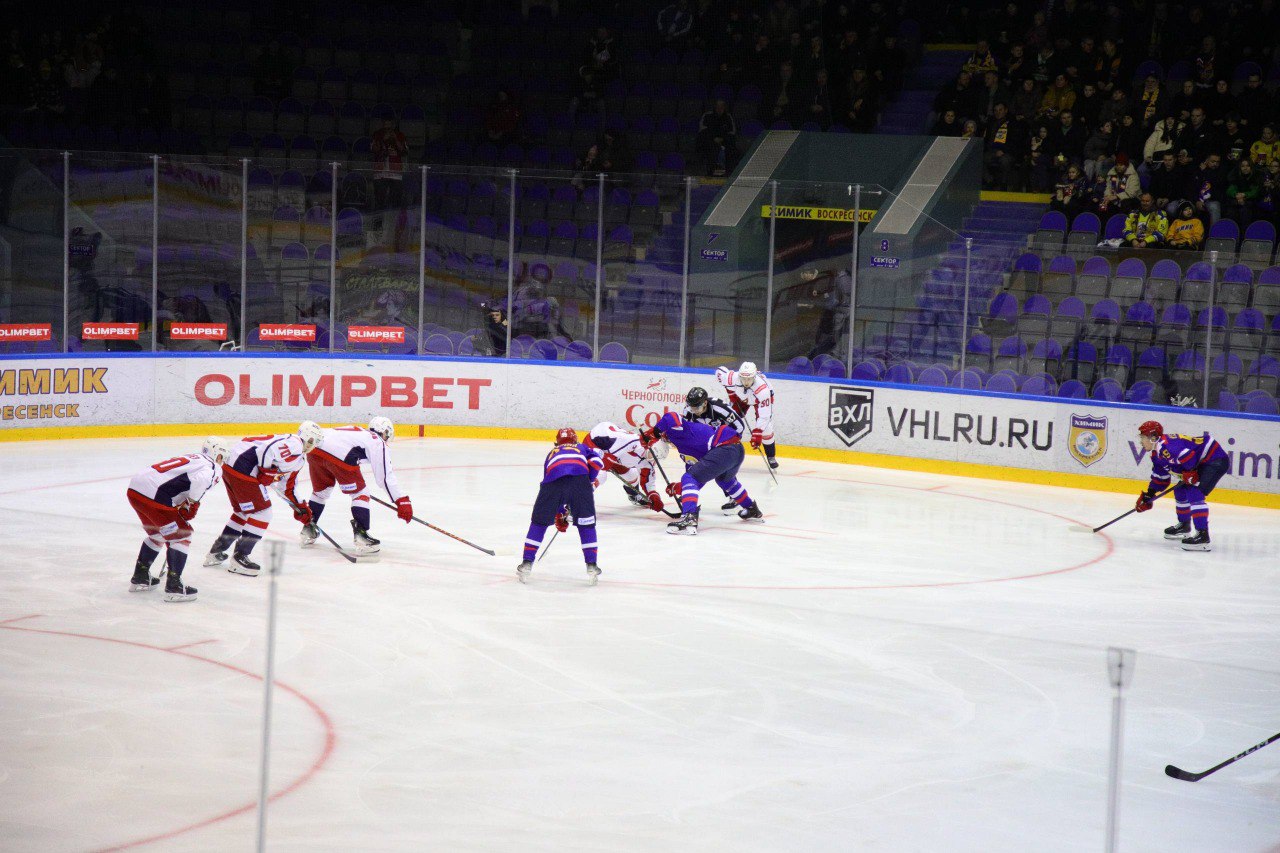 Алексей Малкин: Поддержал наш "Химик" в домашнем матче против ХК "Ижсталь" Алексей Малкин: Поддержал наш "Химик" в домашнем матче против ХК "Ижсталь"