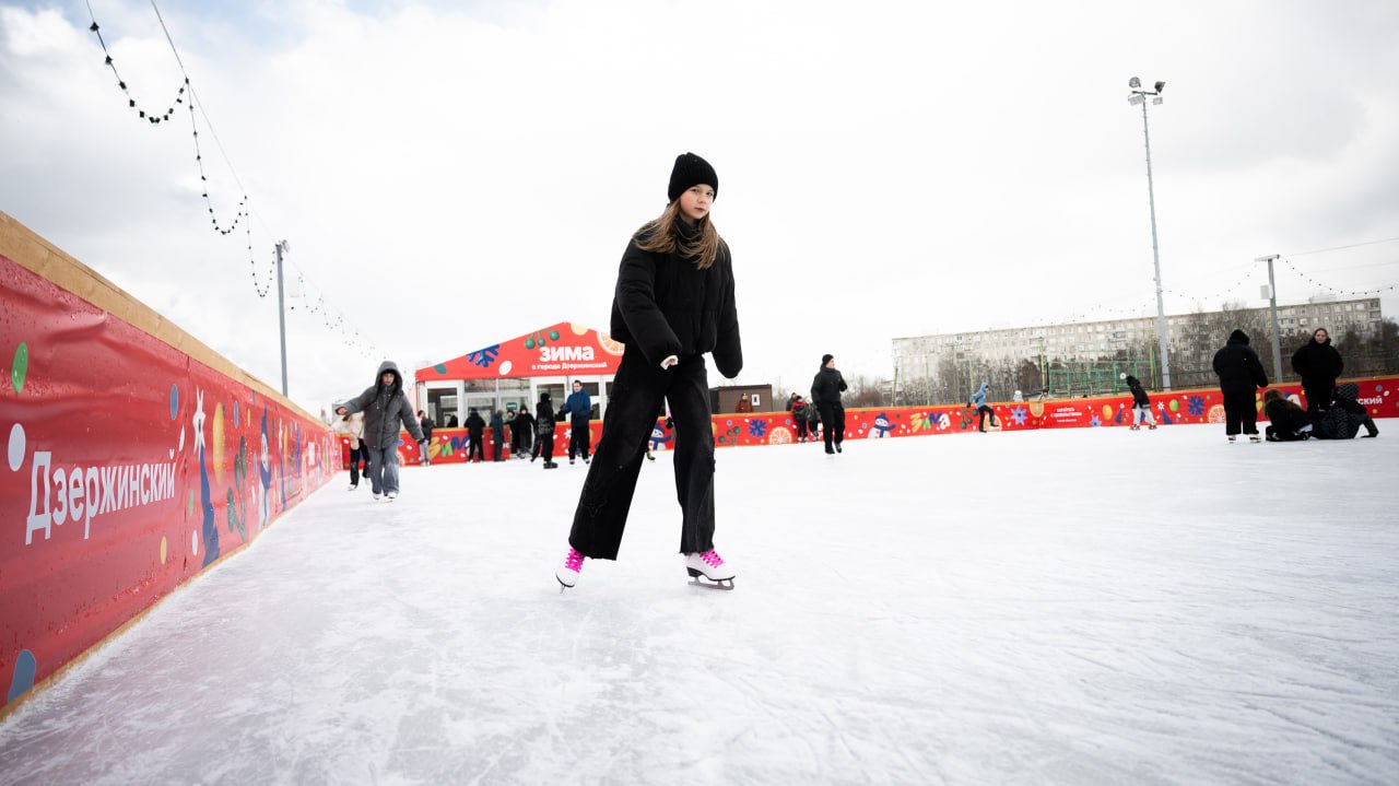 На стадионе «Орбита» в г.о. Люберцы открыли ледовый каток На стадионе «Орбита» в г.о. Люберцы открыли ледовый каток