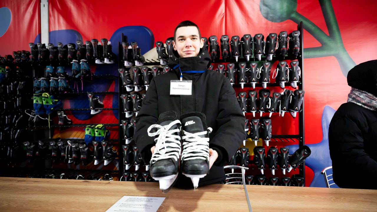 На стадионе «Орбита» в г.о. Люберцы открыли ледовый каток На стадионе «Орбита» в г.о. Люберцы открыли ледовый каток