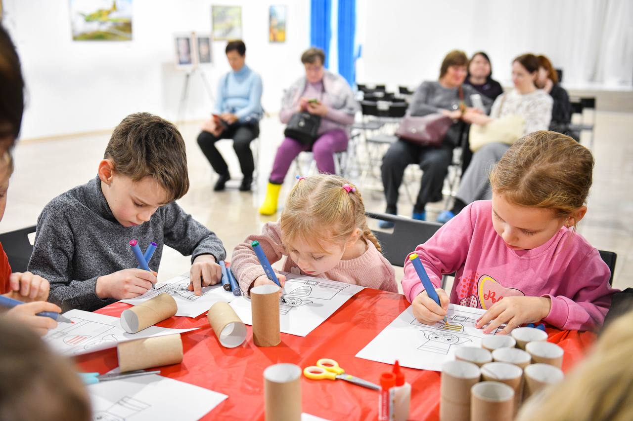 Как прошла праздничная программа Парки, сказки, торжество» в Артишоке