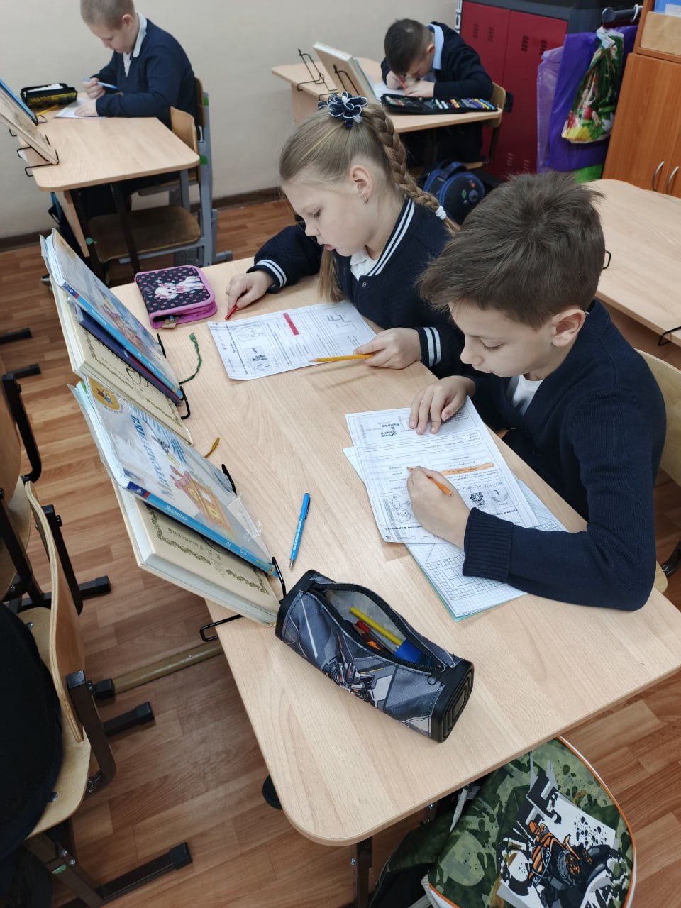 «Ветер перемен». медиацентр МБОУ СОШ Чехов-3, муниципальный округ Чехов «Ветер перемен». медиацентр МБОУ СОШ Чехов-3, муниципальный округ Чехов