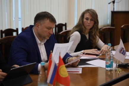 Глава Городского округа Серпухов, секретарь местного отделения партии «Единая Россия» Алексей Шимко провёл личный приём граждан, в ходе которого рассмотрел несколько важных вопросов, озвученных жителями