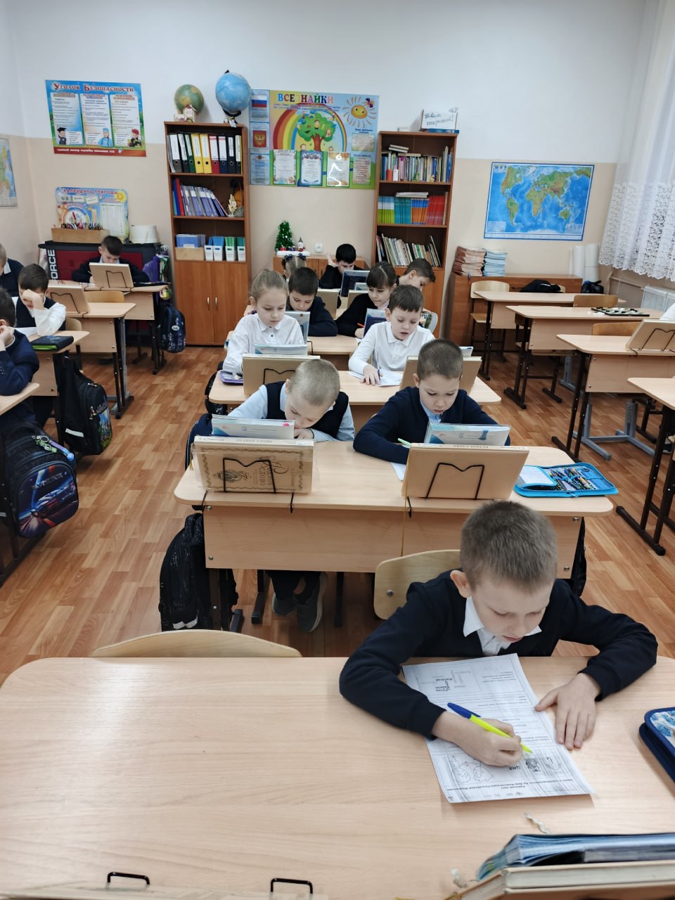 «Ветер перемен». медиацентр МБОУ СОШ Чехов-3, муниципальный округ Чехов «Ветер перемен». медиацентр МБОУ СОШ Чехов-3, муниципальный округ Чехов