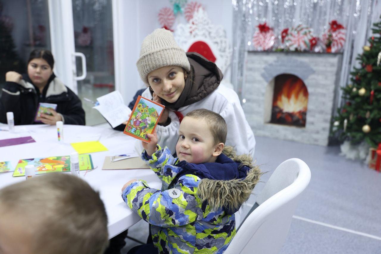 Традиционно понедельник и среда в Центральном парке – время творческой мастерской Традиционно понедельник и среда в Центральном парке – время творческой мастерской