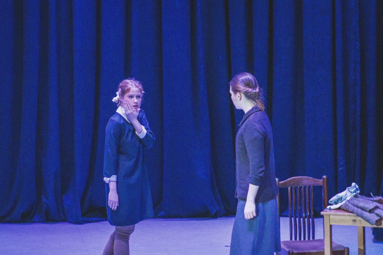 «Единая Россия» собрала более 500 зрителей на спектакле «Девчата» в Люберцах «Единая Россия» собрала более 500 зрителей на спектакле «Девчата» в Люберцах