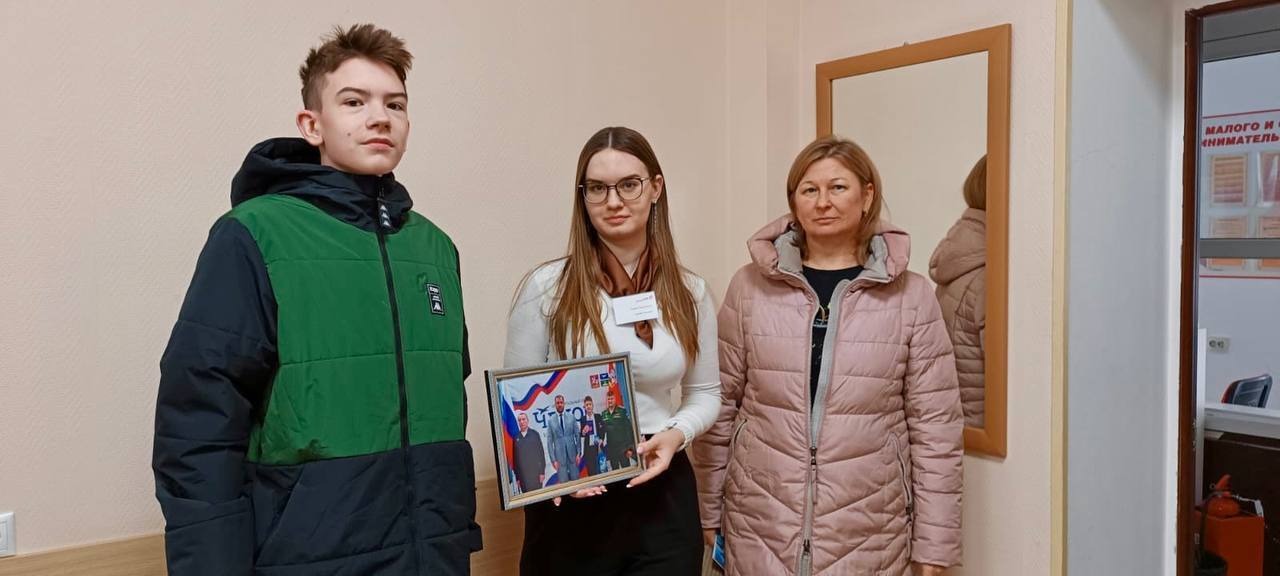 Поздравляем с важным событием — получением первого паспорта! Поздравляем с важным событием — получением первого паспорта!