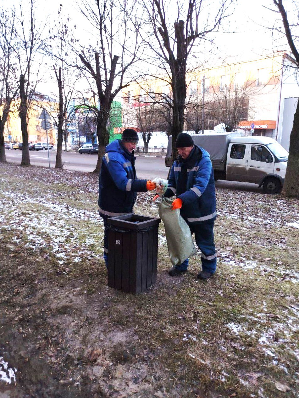 За прошедшую неделю в Электростали устранили около 114 м ям За прошедшую неделю в Электростали устранили около 114 м ям